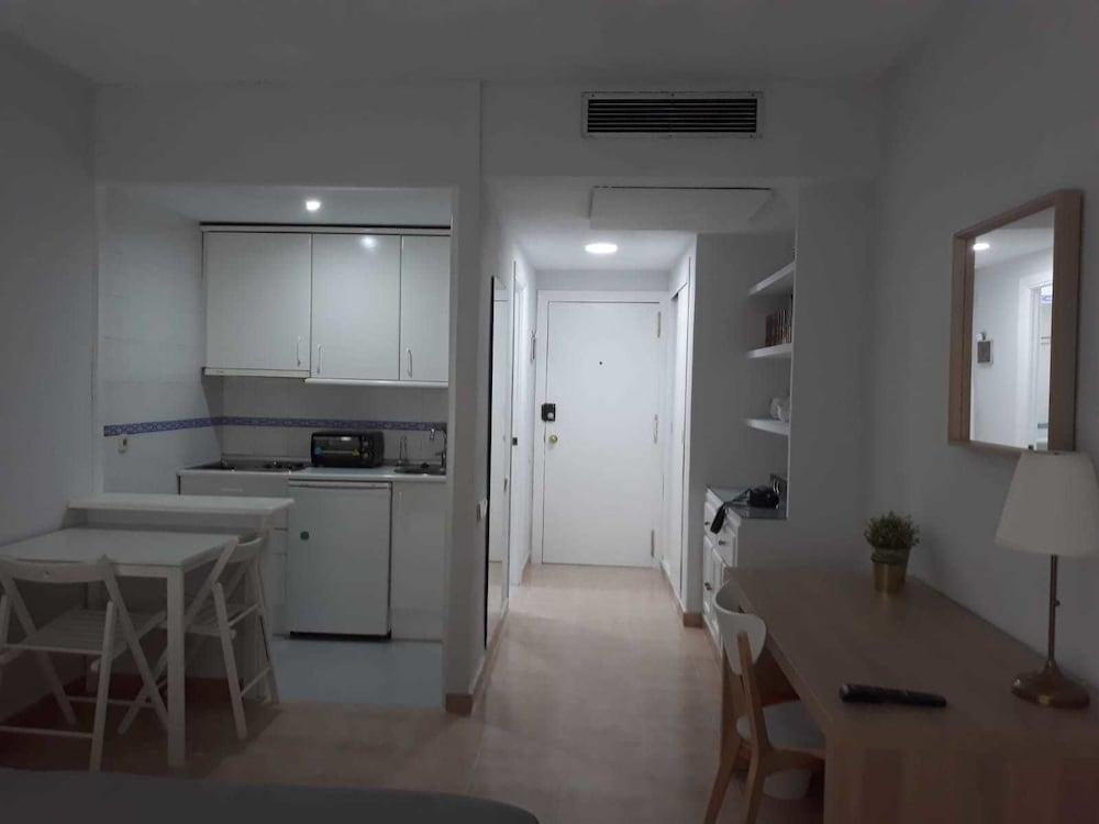 Bonito Apartamento En Triana 102 3*